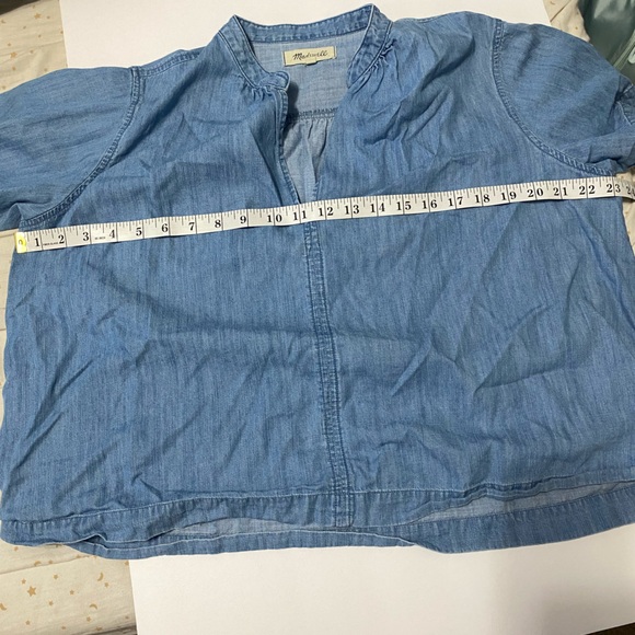 Madewell Denim Top - Picture 2 of 5